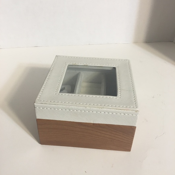 Leather N Wood Small Jewelry Box! - Picture 1 of 12